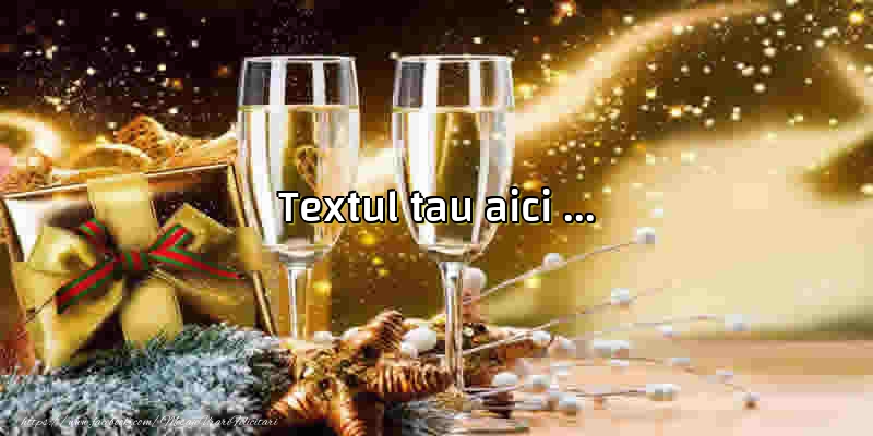 Personalizare felicitari cu text de Anul Nou | Imagine cu pahare de sampanie si cadouri